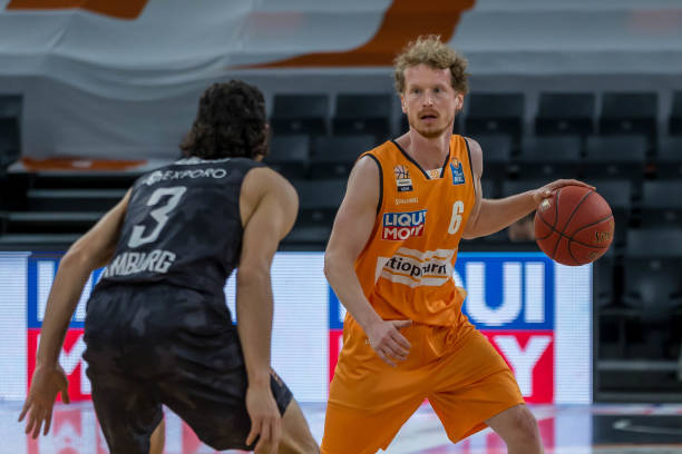 的防线似乎 的防线似乎