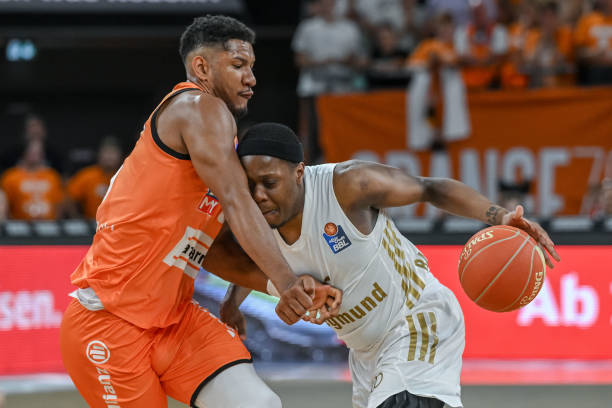 张博源如同 张博源如同